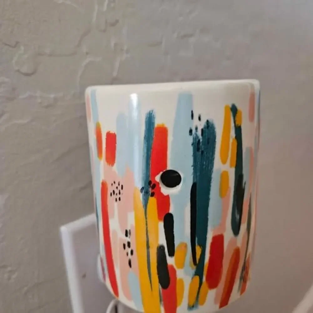 Unbranded vibrant ceramic